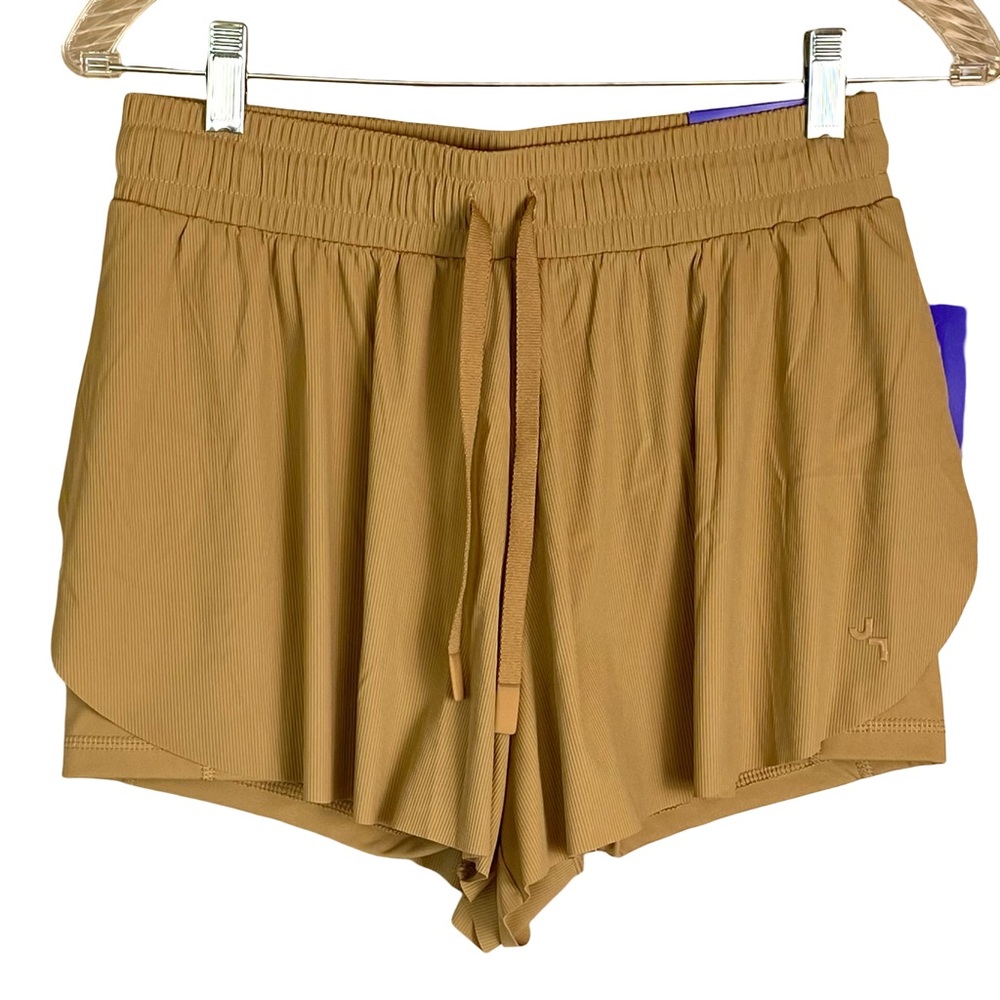 Joy Lab sand colored shorts, size small, NWT